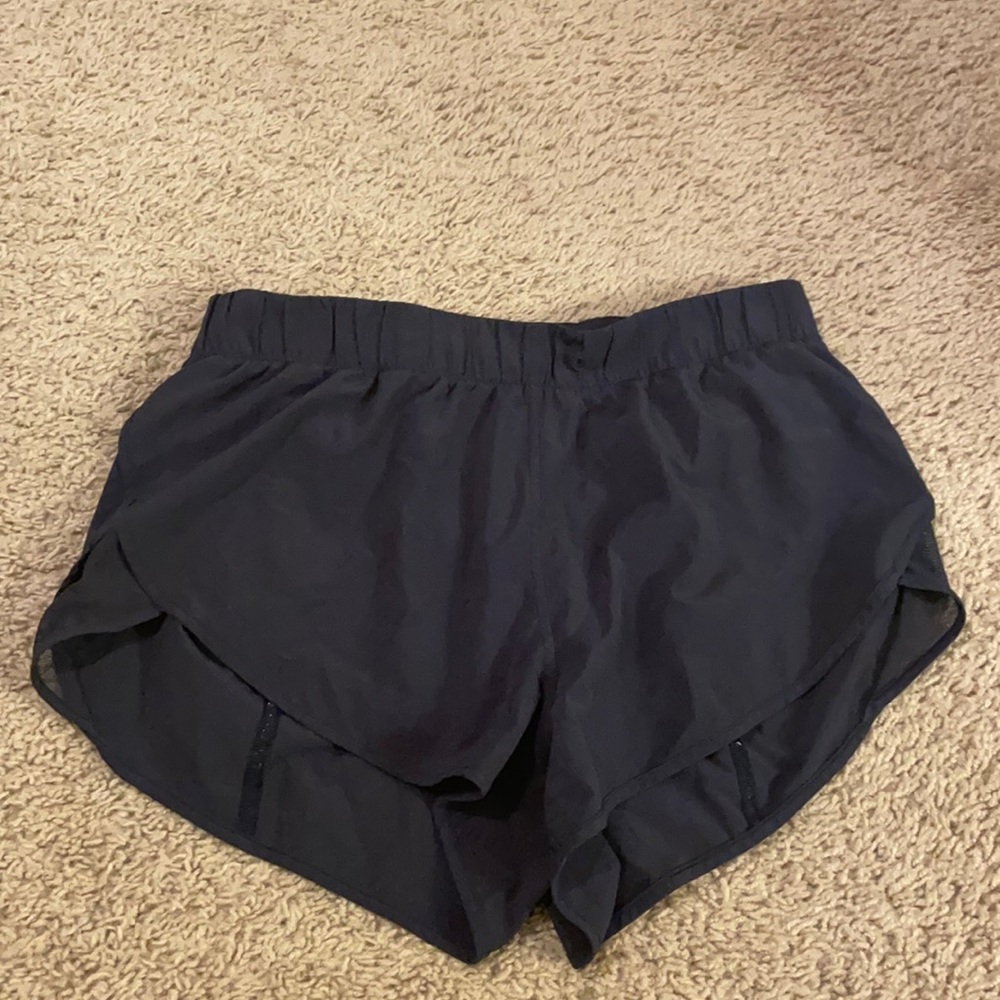 Lululemon navy shorts size 6